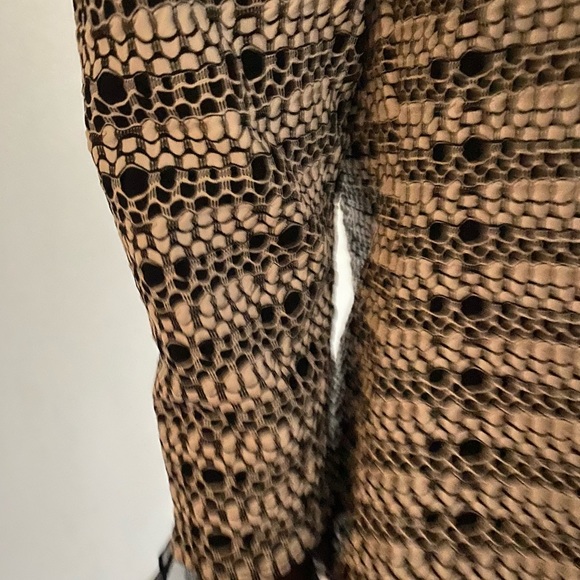 Top by Nicole size large - Picture 5 of 6